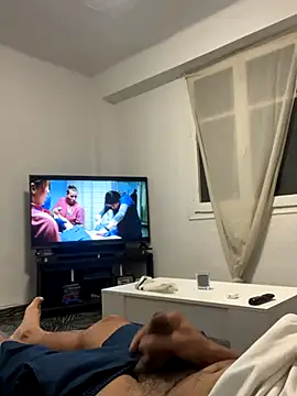 Snapshot of Hotmix3 chatting on November 1, 1:51 am Hotmix3 online show from November 1, 1:51 am