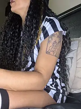 Shuggabutt online show from February 9, 12:36 am