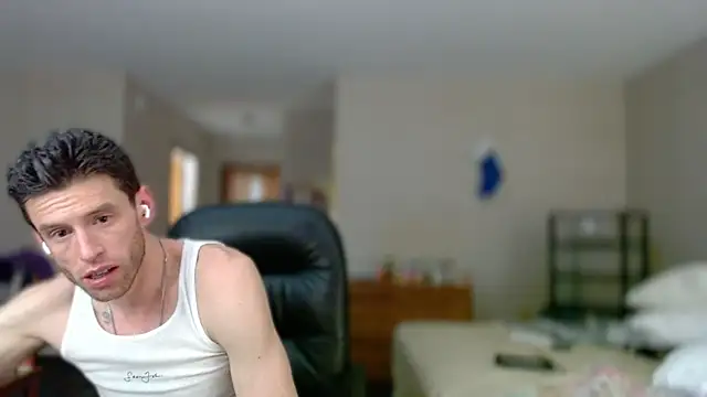 Snapshot of savageconfidence chatting on May 24, 11:04 am savageconfidence online show from May 24, 11:04 am