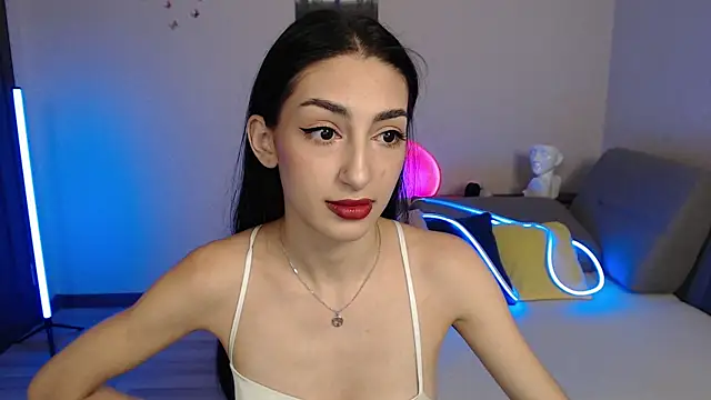 Snapshot of Lina_Robbins chatting on March 8, 9:18 pm Lina Robbins online show from March 8, 9:18 pm