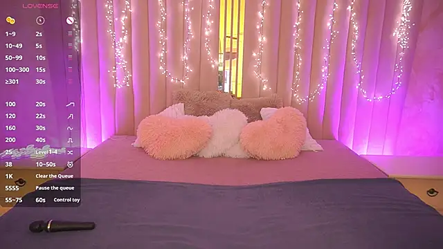 CarolinaDia online show from February 7, 8:56 pm