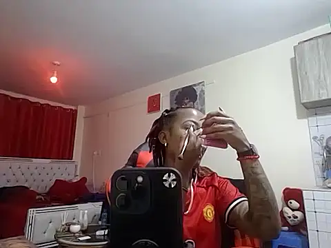 Snapshot of hoely_grail01 chatting on February 13, 5:31 pm hoely grail01 online show from February 13, 5:31 pm