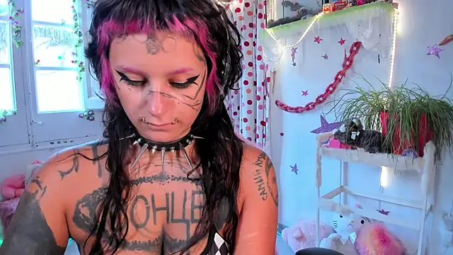 Snapshot of lady_sontse_ chatting on July 9, 3:05 pm lady sontse online show from July 9, 3:05 pm