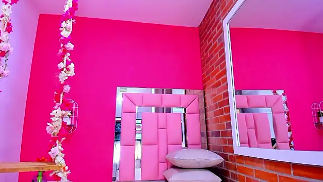 malu horny 69 online show from December 1, 4:29 pm