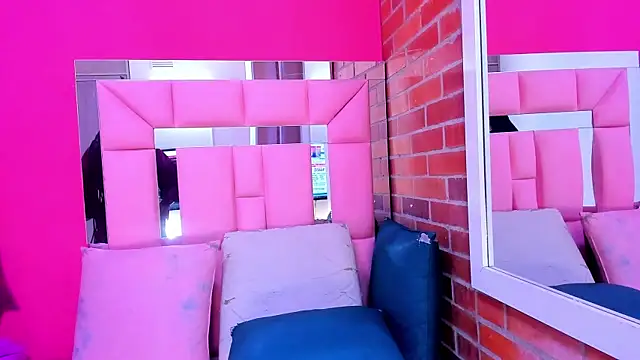 malu horny 69 online show from February 6, 8:23 pm