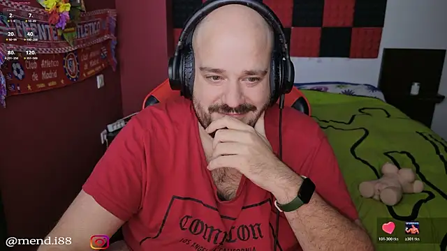 menditeta1 online show from April 12, 9:31 pm