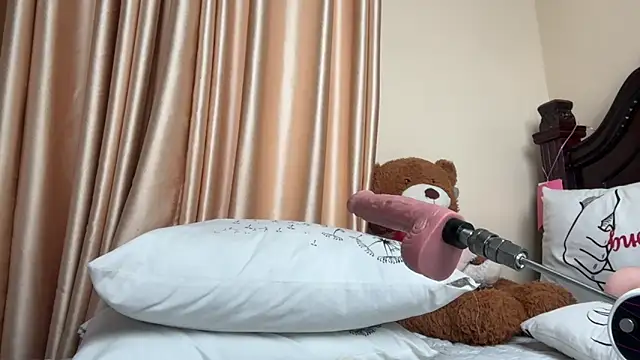 Snapshot of SexyAudreyFuck chatting on September 27, 12:04 am SexyAudreyFuck online show from September 27, 12:04 am