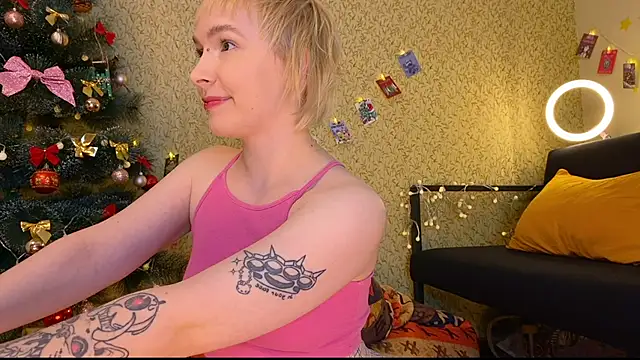 EmmyAmbros online show from January 27, 6:20 pm