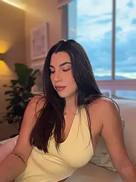 SaharaRush  online show from April 11, 9:41 pm