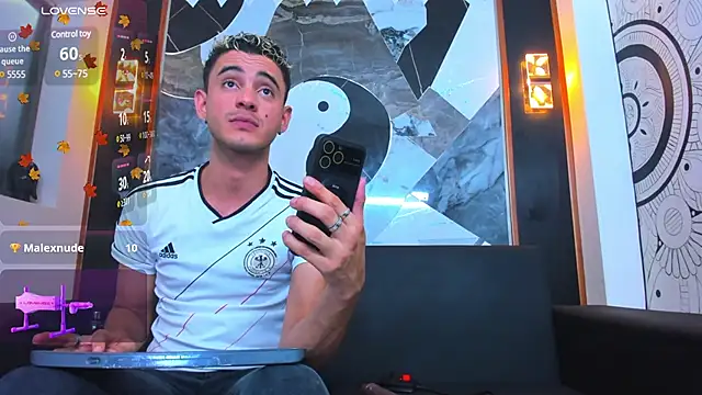 Snapshot of kai_borman chatting on February 22, 4:09 pm kai borman online show from February 22, 4:09 pm