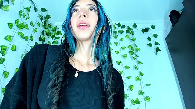 SaturnooStonee online show from December 20, 5:36 am