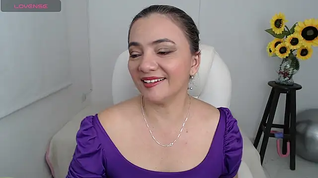 ana milf online show from October 13, 12:49 pm