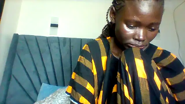 Snapshot of Hope_beib chatting on May 6, 6:35 pm Hope beib online show from May 6, 6:35 pm