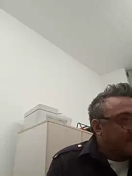 frabsx online show from December 2, 6:32 pm