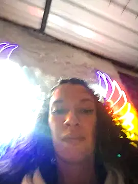 rebekka simpson online show from February 13, 11:15 pm