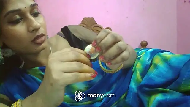 Snapshot of sanjusanjana3 chatting on January 15, 8:34 pm sanjusanjana3 online show from January 15, 8:34 pm