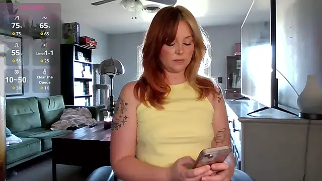 Snapshot of Blaze_Baby chatting on March 11, 11:04 pm Blaze Baby online show from March 11, 11:04 pm