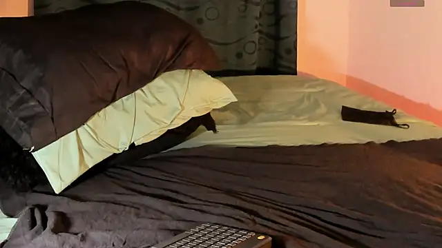 Snapshot of Teo_skinny chatting on March 8, 3:02 pm Teo skinny online show from March 8, 3:02 pm