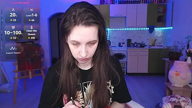 ur kitty   online show from March 29, 1:11 pm