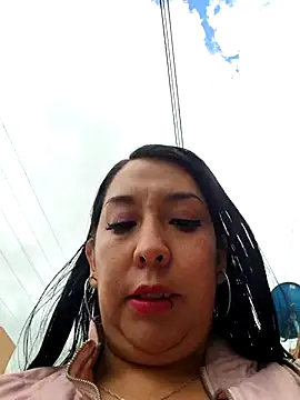 Snapshot of Bella_keny chatting on July 16, 2:56 pm Bella keny online show from July 16, 2:56 pm