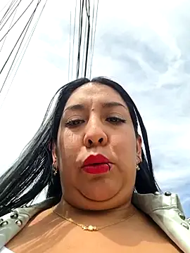 Snapshot of Bella_keny chatting on July 21, 2:19 pm Bella keny online show from July 21, 2:19 pm