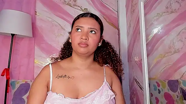 JessyZoe online show from March 29, 3:45 pm