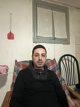 iltoscano95 online show from February 14, 6:48 pm