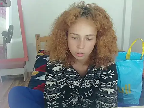 Snapshot of stephanie_bennett04 chatting on July 25, 2:53 am stephanie bennett04 online show from July 25, 2:53 am