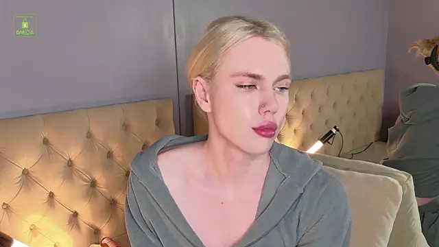 DanielPaige  online show from January 22, 7:13 pm