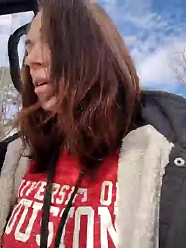 Snapshot of Genevieve143 chatting on January 21, 6:45 pm Genevieve143 online show from January 21, 6:45 pm