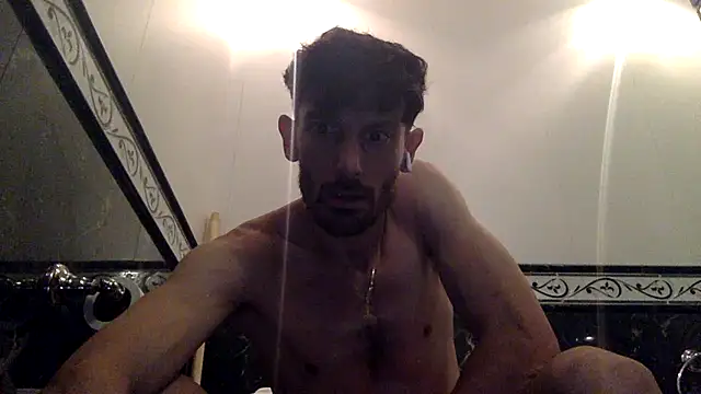 nicolaaaaas online show from April 11, 9:08 pm