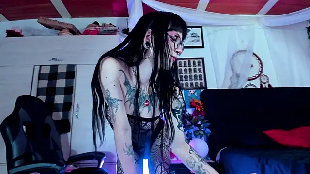 bathory vamps online show from April 10, 7:51 pm