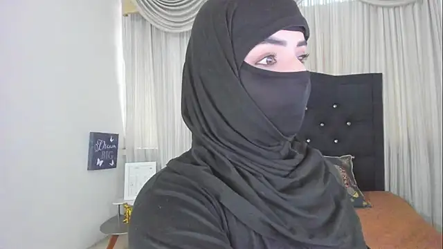 Uzra hayed online show from February 24, 7:12 pm