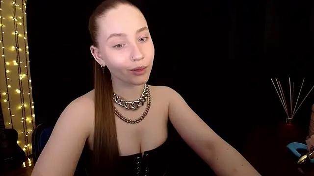 SindiWatsoon online show from March 17, 3:15 pm