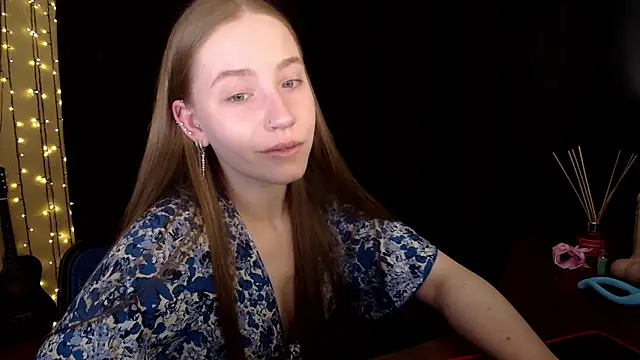 Snapshot of SindiWatsoon chatting on June 4, 12:22 pm SindiWatsoon online show from June 4, 12:22 pm