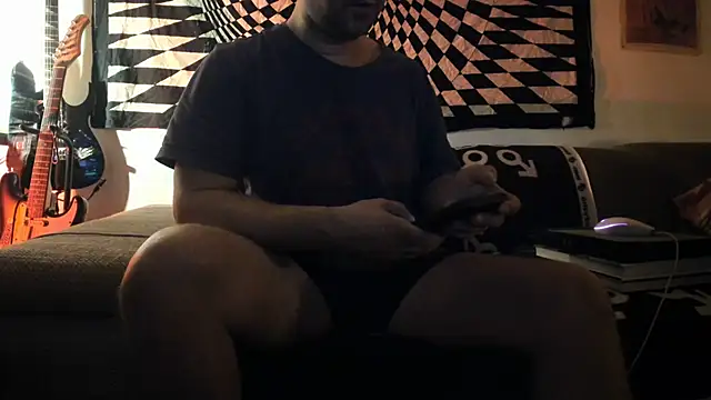 Snapshot of soulfuck92 chatting on December 4, 12:08 am soulfuck92 online show from December 4, 12:08 am