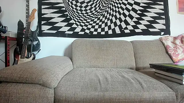 Snapshot of soulfuck92 chatting on December 9, 11:15 am soulfuck92 online show from December 9, 11:15 am