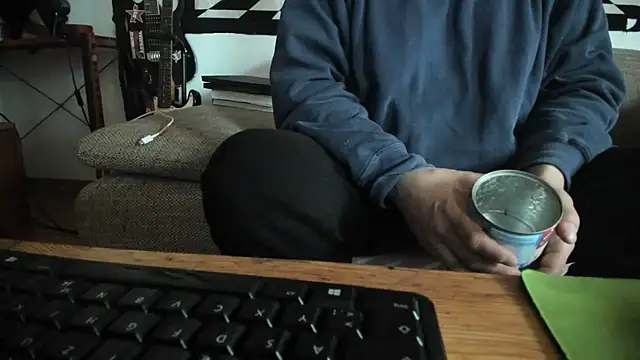 Snapshot of soulfuck92 chatting on February 3, 2:55 pm soulfuck92 online show from February 3, 2:55 pm