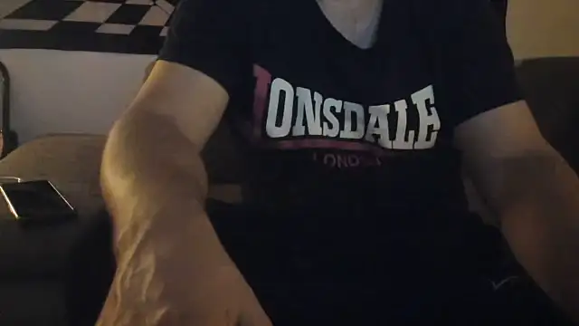 Snapshot of soulfuck92 chatting on October 31, 1:06 am soulfuck92 online show from October 31, 1:06 am