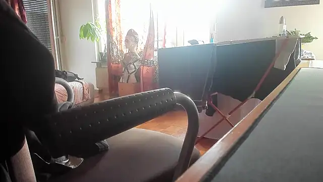 Snapshot of soulfuck92 chatting on March 7, 4:04 pm soulfuck92 online show from March 7, 4:04 pm