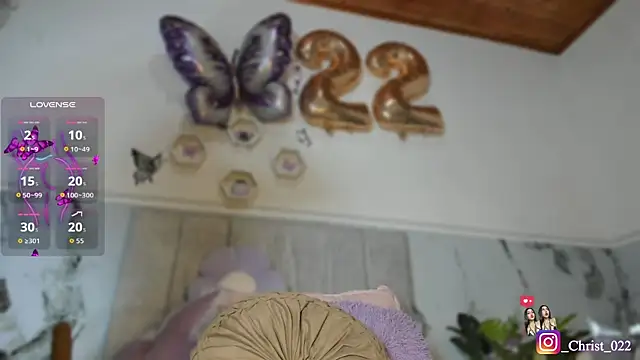 Snapshot of christal_cutee chatting on May 11, 8:31 am christal cutee online show from May 11, 8:31 am