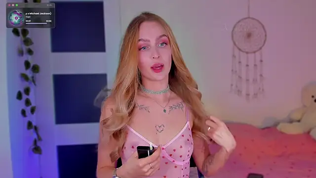 Kamila icee online show from March 15, 7:16 pm