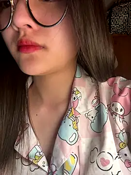 Krixxi22 online show from November 16, 2:22 pm