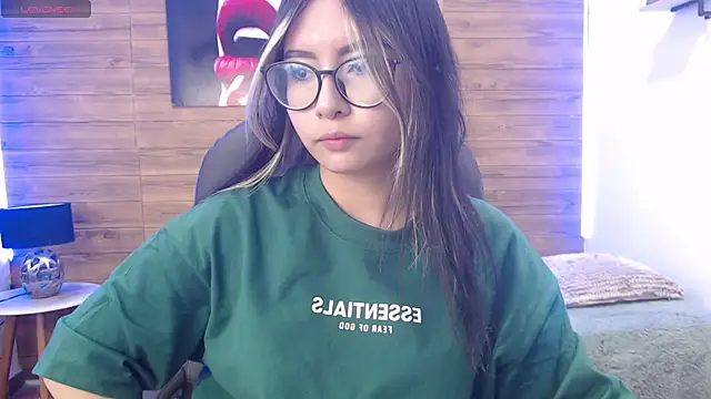 Snapshot of Ashlyeegray chatting on January 9, 4:30 am Ashlyeegray online show from January 9, 4:30 am