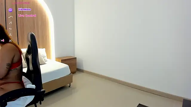 zoe danae  online show from April 21, 12:44 pm