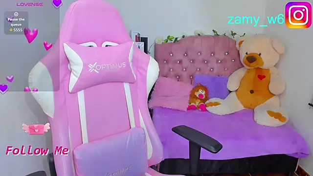 karla cute01 online show from March 28, 2:05 pm