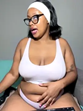 MimiCurves online show from November 16, 6:57 pm