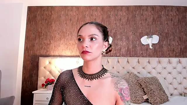 Snapshot of MeganLorensx chatting on May 26, 10:39 pm MeganLorensx online show from May 26, 10:39 pm