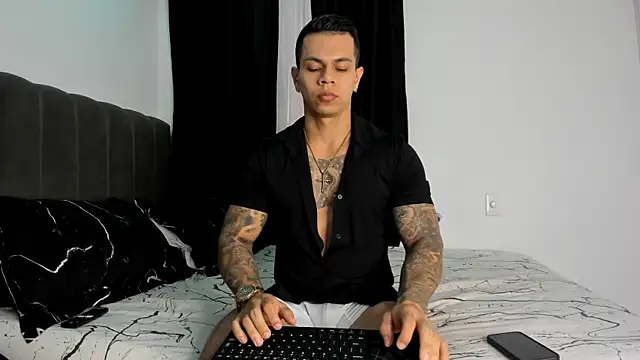 Aron Dark online show from February 5, 10:01 pm