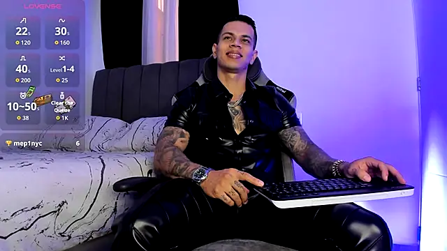 Aron Dark online show from December 18, 11:49 am